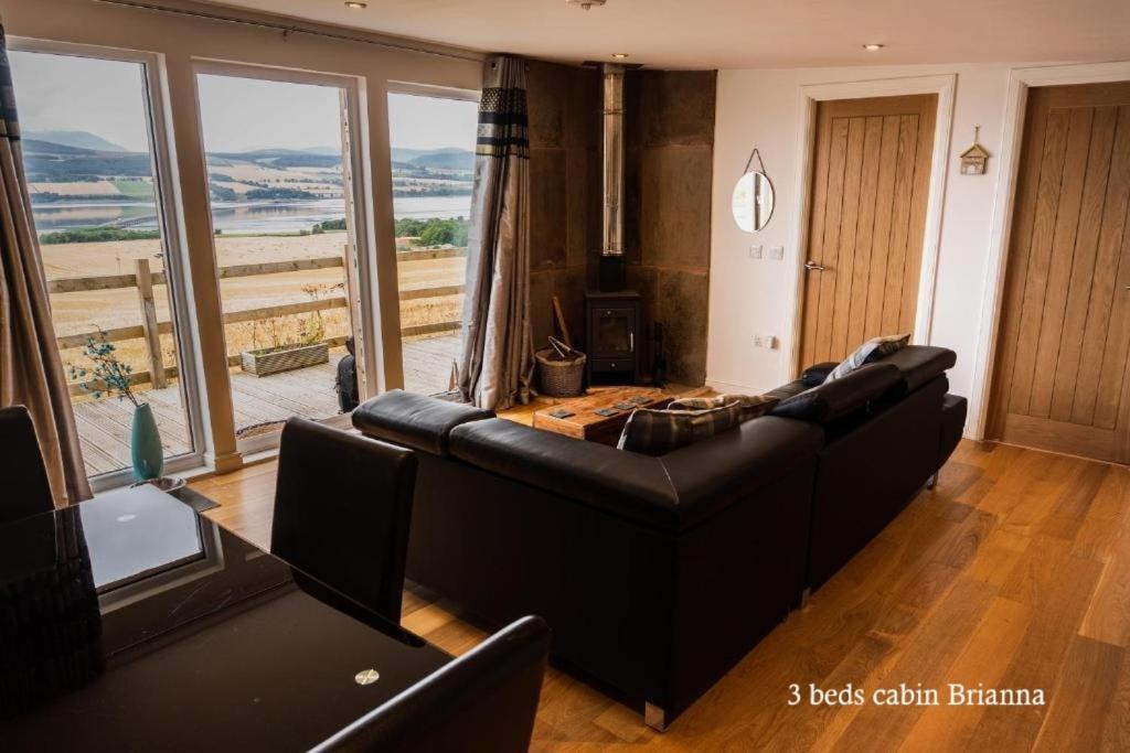 Culbokie Lodges Екстер'єр фото